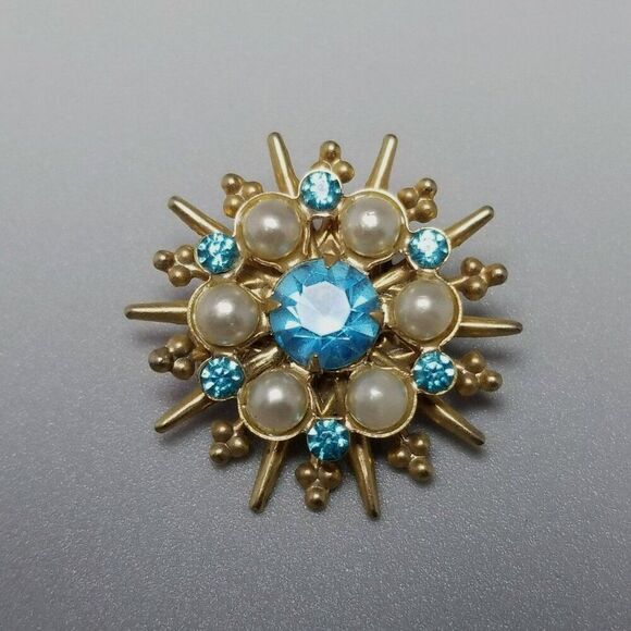 Vintage Blue and Faux Pearl Rhinestone Brooch, Gold Tone Radiant Starburst Pin - Picture 2 of 6